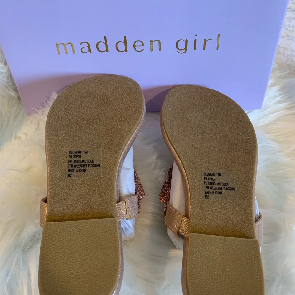 New Sandals - Picture 2 of 2